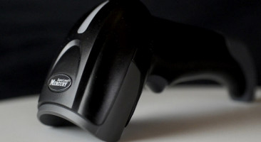 Как выбрать сканер штрих-кодов для магазина?