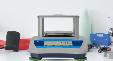 Какие бывают лабораторные весы: технические, аналитические и прецизионные