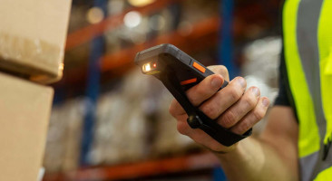 Современный кладовщик: как бесплатно освоить 1С и автоматизировать склад