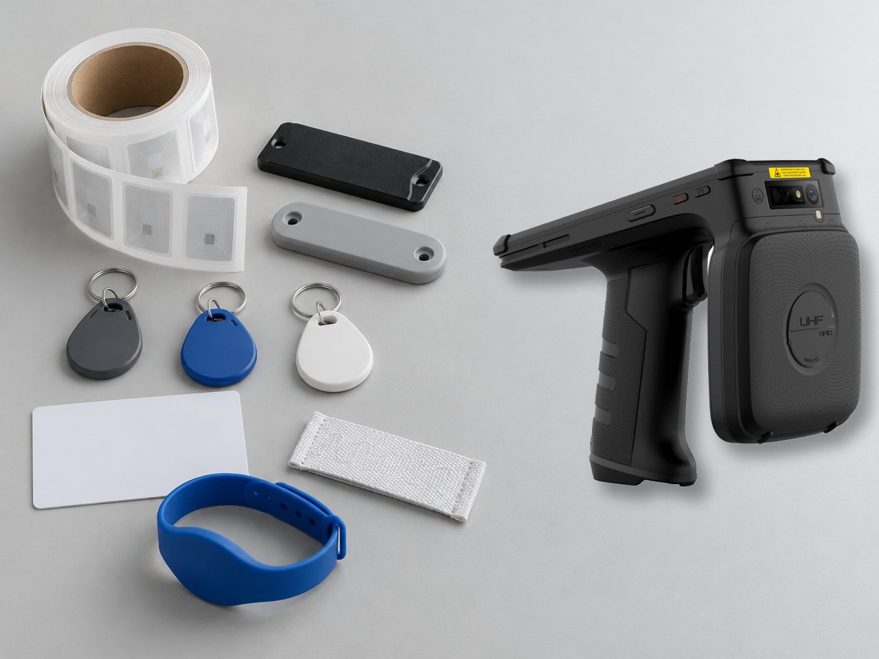 RFID метки разных типов и ручной RFID считыватель MERTECH SEUIC UTouch2